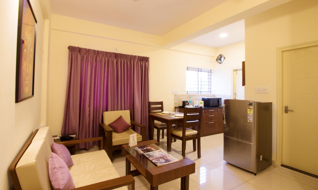 Treebo Trend Mel'S Suites Indiranagar Bangalore Esterno foto