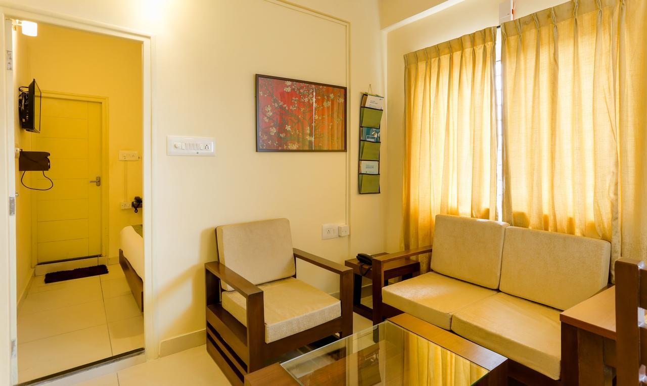 Treebo Trend Mel'S Suites Indiranagar Bangalore Esterno foto